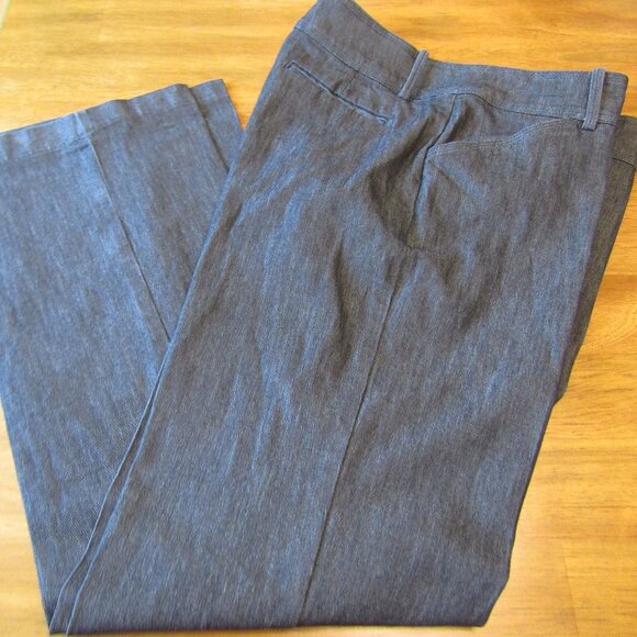 NWOT LEE Natural Straight Leg Just Below The Waist Medium Black Jeans*S14 L* - Picture 1 of 6